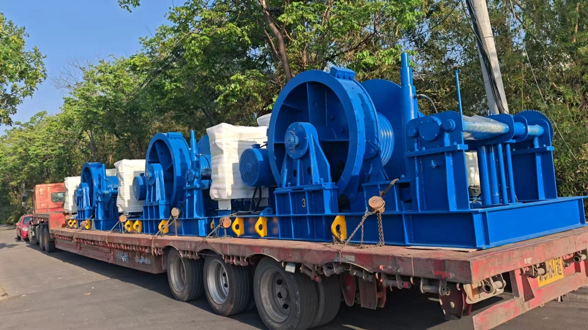 20T hydraulic mooring winch with automatic spooling device 20T hydraulic mooring winch with automatic spooling device